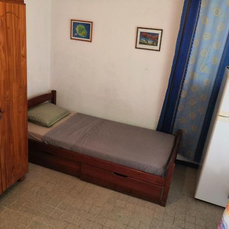 Locatriolet Appartement Saint-Denis Buitenkant foto